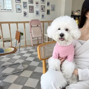 Rosa Haustier Sweatshirt für kleine Hunde Katzen gemütliche Winter Thermobekleidung Detailansicht
