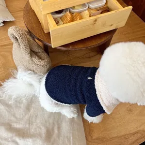 Veste polaire chaude et épaisse pour chien avec boucle, vêtement d'hiver pour chiots.