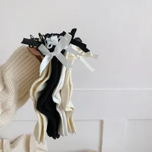 Chaussettes mignonnes style japonais avec nœud pour femme, bas Lolita volants noir et blanc