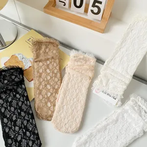 Sweet sheer lace ruffle mid-tube socks for women, summer thin Lolita style hosiery.
