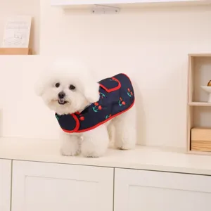 Joli imperméable pour chien avec motif de cerises mignon, vêtements de pluie pour animaux.