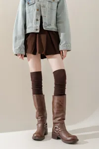 Gebreide over-de-knie laarzensokken voor dames, gezellige wintersokken, stijlvolle kleding.
