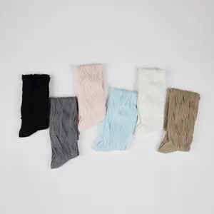 Solid color mid-tube women socks, thin spring summer ballet style slouch socks detail view.