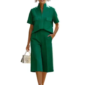 Completo casual da donna top a maniche corte e pantaloni corti tinta unita outfit primaverile
