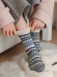 Retro Fair Isle wool socks for women, cozy winter ethnic style mid-calf thermal knit hosiery.