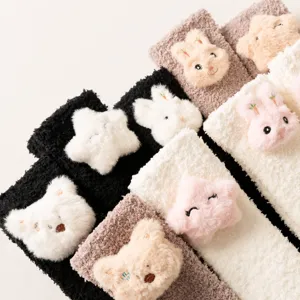 Chaussettes longues en polaire corail pour femmes avec adorables têtes d'animaux, chaudes et douces.