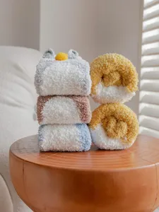 Zachte pluche kat koraalvleece sokken, dikke warme huissokken voor dames in de winter.