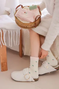 Chaussettes femme en peluche épaissie hiver mignon style japonais doux molletonné chaud