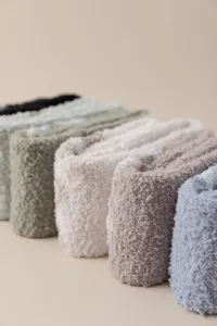 Cozy thick coral fleece winter sleep socks for men, warm over-the-knee fuzzy floor socks.
