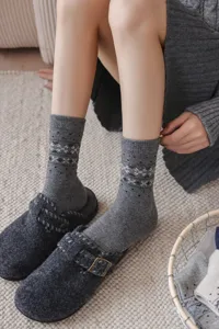 Damen dicke warme Wollsocken Winter kuschelig skandinavisches Muster Mittelsocken