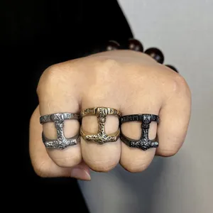 Anillo hombre vintage runa martillo de Thor de acero titanio estilo nórdico cool joya dedo