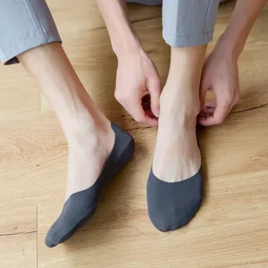 Men ice silk low cut invisible socks non slip silicone boat socks breathable summer daily wear