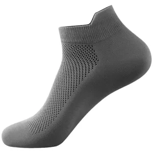 Men's summer breathable mesh low-cut socks, comfortable grey athletic boat socks with pull tab.