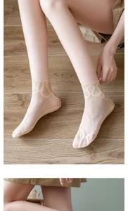 Summer thin lace short socks for women, breathable sheer mesh ankle socks with cotton sole.
