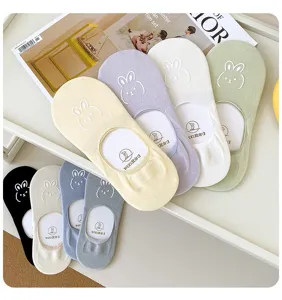 Cute rabbit pattern low cut invisible boat socks for women, summer thin non-slip socks.