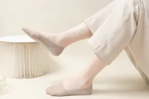 Detail view of women lace shallow invisible socks featuring breathable mesh and cotton.
