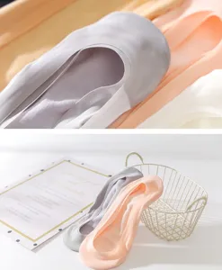 Women invisible low cut boat socks summer thin ice silk non-slip cotton bottom socks 89