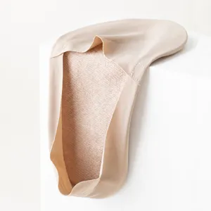 Men's ice silk boat socks, ultra-thin summer invisible anti-slip short socks main view.