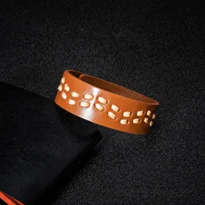 Bracelet large en cuir marron avec surpiqûres, style rétro punk pour homme et femme