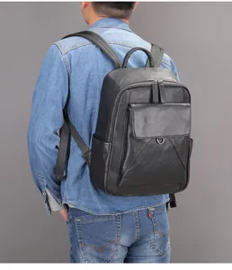 Zaino in vera pelle da uomo per laptop da 15.6 pollici affari vista posteriore dettaglio
