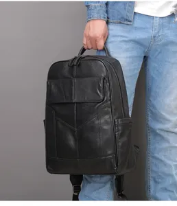 Vista dettagliata dello zaino in pelle da uomo che mostra la pregiata pelle nera e zip