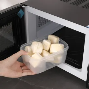 Contenitore per alimenti trasparente in plastica con coperchio per frigorifero e freezer.