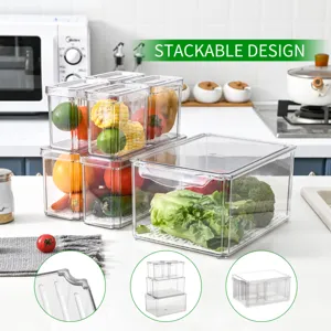 Contenitori trasparenti per frigorifero set impilabile di scatole per verdure in cucina.