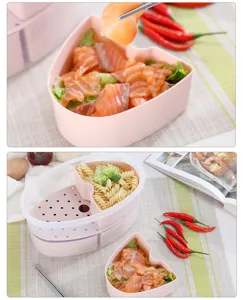 Scatola per pranzo bento multistrato in plastica PP con fori di drenaggio e coperchio.