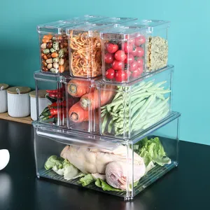 Transparente stapelbare Kühlschrank-Aufbewahrungsboxen Set für Küche und Lebensmittel.
