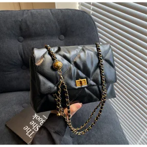 Zwarte gewatteerde ketting schoudertas voor dames, vintage PU lederen crossbody tas.