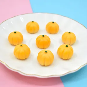 Miniature en Résine Citrouille Charmes pour Halloween Noël Bricolage Artisanat Accessoires Petits Ornements de Citrouille