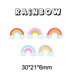 Bunte Harz-Regenbogen-Wolkenanhänger für DIY-Handwerk, Größe jeweils 30x21x6mm.