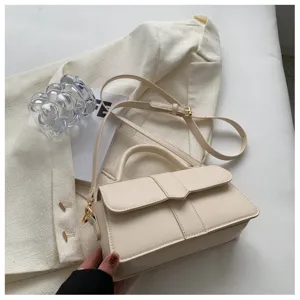 Chique minimalistische handtas voor dames, trendy vierkante crossbody tas met verstelbare riem.