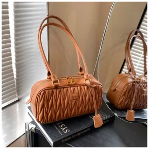 Retro Brown Pleated Shoulder Bag Women Casual Chic Underarm Pillow Bag Large Capacity