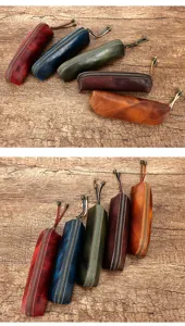 Gedetailleerd overzicht van echt lederen etui en brilleglaszak in meerdere vintage kleuren.