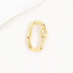 Fermoir de bijoux ovale doré en zircon micro-serti, idéal pour colliers, bracelets et connecteurs DIY.