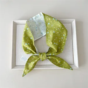 Grünes Blumen-Band Schal schickes Haaraccessoire Halstuch vielseitiger Seidenschal elegant