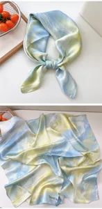 Blau gelbes Seidenquadrat-Halstuch für Damen, elegantes Accessoire für den Frühling.