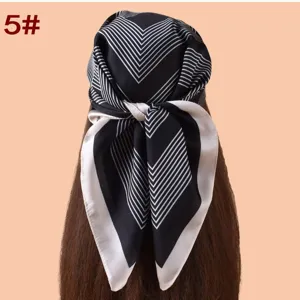 Pañuelo cuadrado con estampado geométrico en blanco y negro para mujer 70cm elegante bufanda