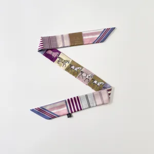 Elegante foulard twilly in seta con stampa cavallo classica e righe geometriche.