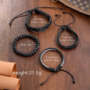 Details eines 4-teiligen schwarzen Leder- und Perlenarmband-Sets für Herren