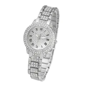 Elegante Damenuhr mit silbernem Stahlband und luxuriösem Strass-Vollbesatz-Design.