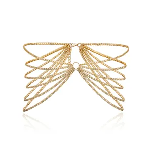 Goldene mehrlagige Körperkette Detail, filigrane geometrische Kettenglieder für Taille.