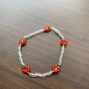 Bracciale di perline con fiori alla moda carino estetico margherita catena polso estate