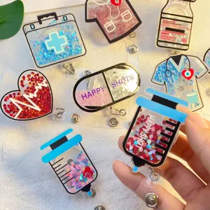 Gedetailleerd overzicht van medische shaker-badgehouders met glitter en trekkoord.