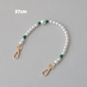 Versatile catena di perle acriliche da 37 cm con accenti verdi e fermagli a moschettone