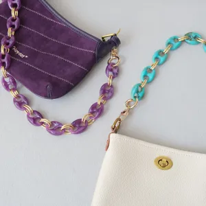 Retro resin pig nose chunky chain strap for handbags with gold-toned metal links