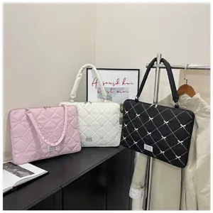 Sacs pour ordinateur portable matelassés rose, blanc et noir avec broderie nœud