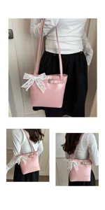 Diverse viste di una borsa tote rosa con fiocco di pizzo bianco su modella