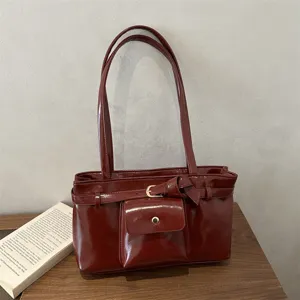 Vintage PU Leather Large Capacity Tote Bag For Women Urban Minimalist Stitching Belt Buckle Zipper Shoulder Bag Commuting